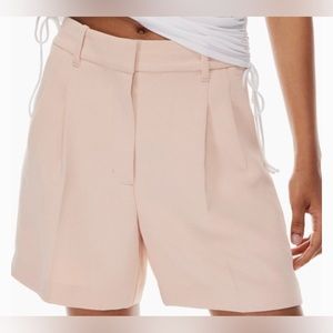 COPY - Aritzia Wilfred Effortless 5" Short in coral blush